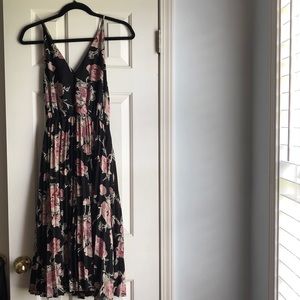 Floral Midi Dress with Pleats